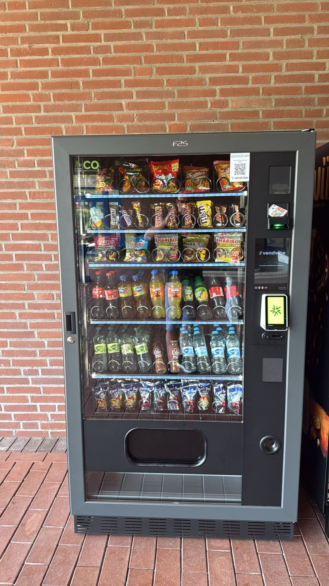 vendvibe FAS 1050 Pro Snackautomat im Freibad Rhede