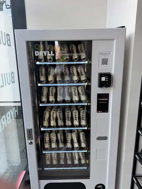 Hydration-Automat im BEAT81 Studio am Kudamm in Berlin
